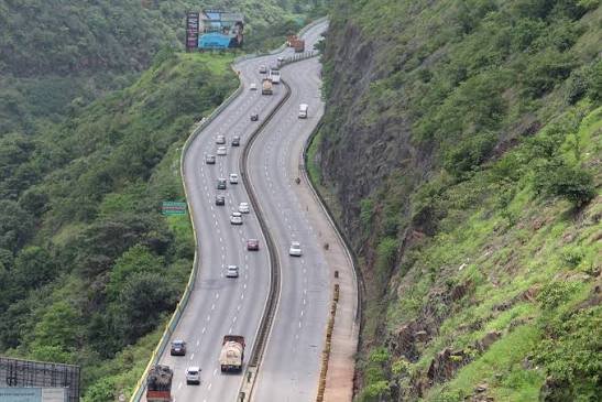 Mumbai–Pune Expressway, Maharashtra